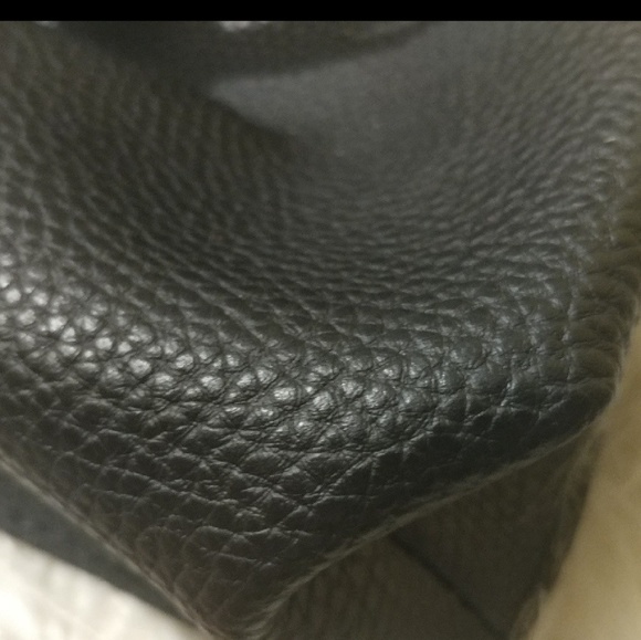 Black leather mini crossbody bucket bag - Picture 6 of 6